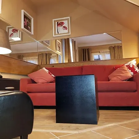 Centre 2 Bedrooms سارلا لا كانيدا