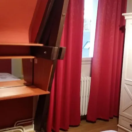 Centre 2 Bedrooms Apartment *