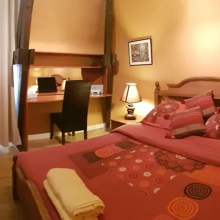 Centre 2 Bedrooms