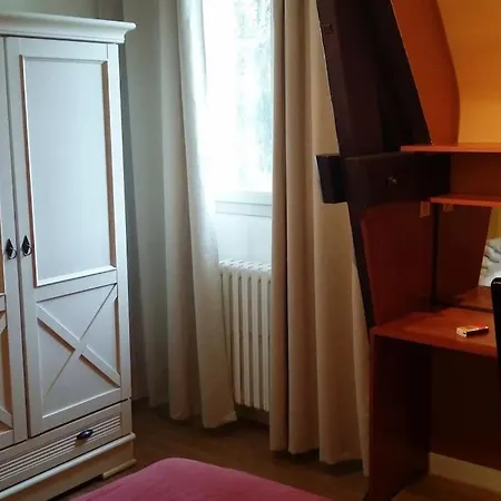 Centre 2 Bedrooms سارلا لا كانيدا